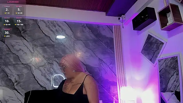 Alicee_stone_'s cam snapshot