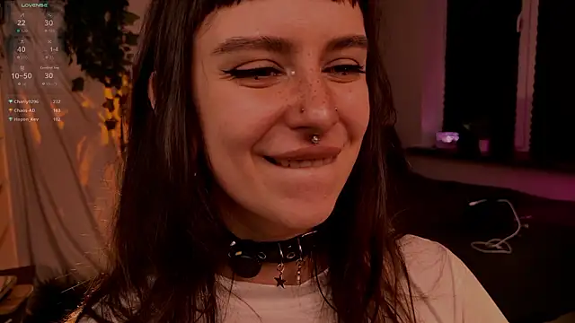 MichaellaMoon live sex cam