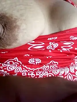 Hotmommax's cam snapshot