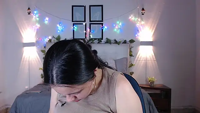 Megan_05_'s cam snapshot