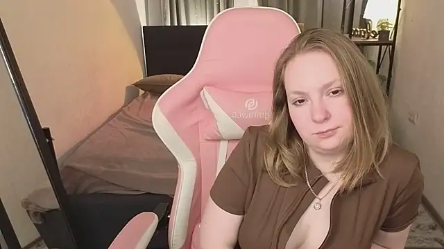 Elizabeth_Walson's cam snapshot