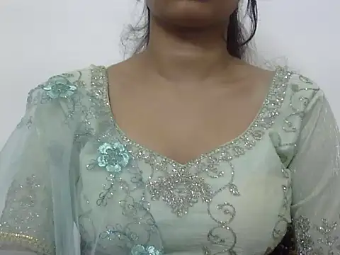 MIS_SONIYA's cam snapshot