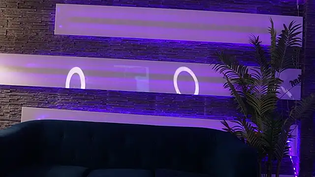 ItsIvyLicious_'s cam snapshot