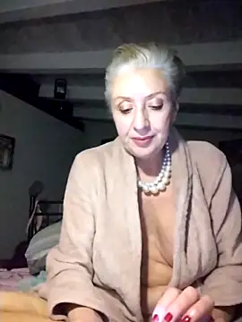 divinaerotica live sex cam