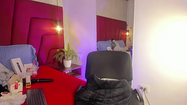 LadyLuminary live sex cam