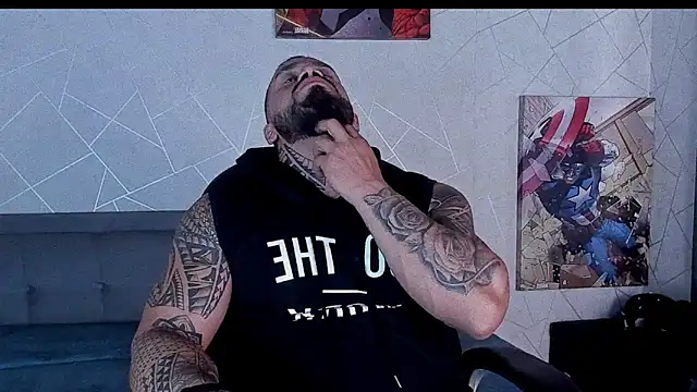 Cristian_Walker live sex cam