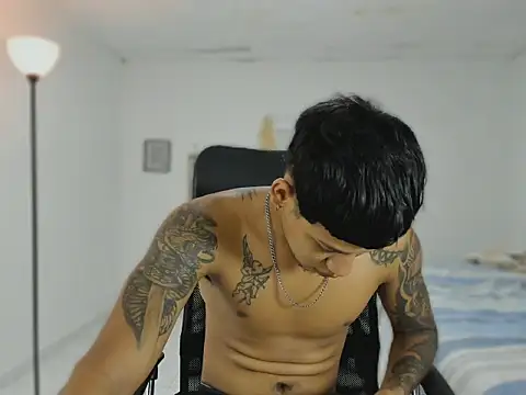 slim_master12 live sex cam