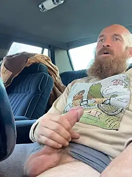 32XRedBeard live sex cam