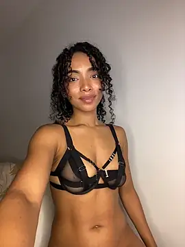 nicoleebony1 live sex cam