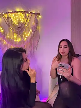 Naughty_arabs live sex cam