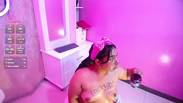 Ambar_Walker's cam snapshot