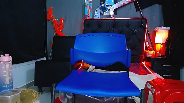 Katty_dirty31's cam snapshot