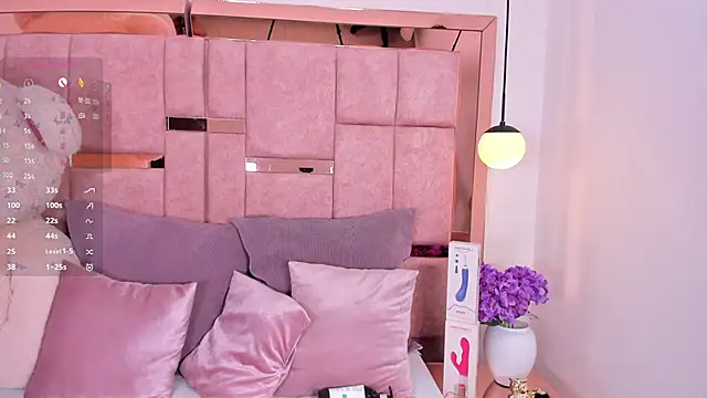 emily_daarell live sex cam