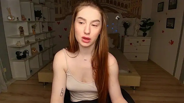 AlicaFoxis's cam snapshot