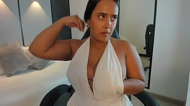 sophia_solerr's cam snapshot