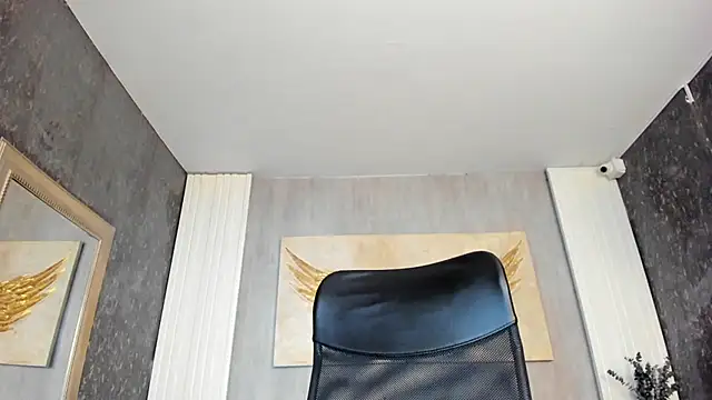 Valerie_Corthez's cam snapshot