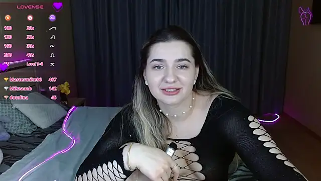 BellaaBlushh's cam snapshot