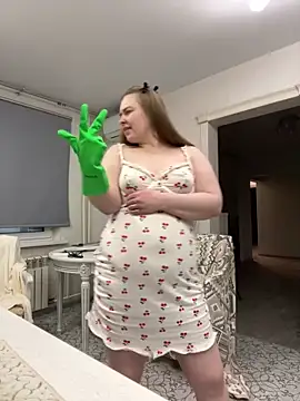 DeniMilkyyyyy live sex cam