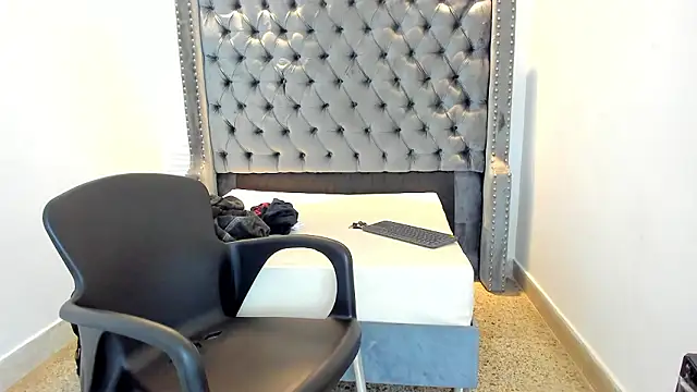 nero_reyd live sex cam