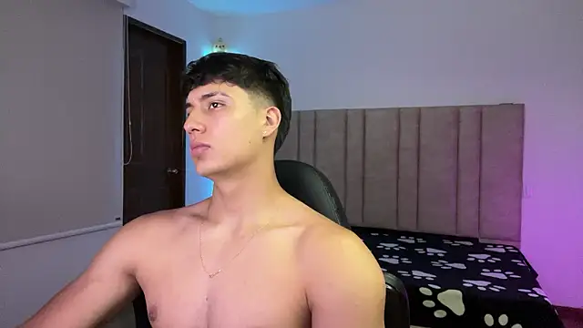 CHRIS_MORGAN1's cam snapshot