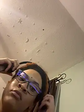 nickytheehawtie's cam snapshot