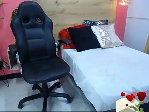 analyasmit's cam snapshot