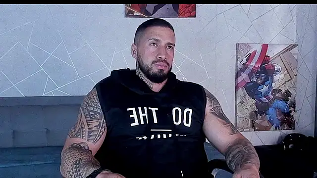 Cristian_Walker's cam snapshot