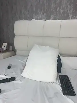 mayragonzpe__'s cam snapshot