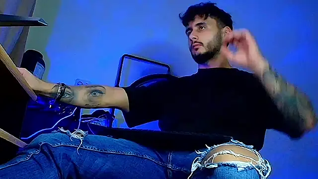 XanderCage99's cam snapshot