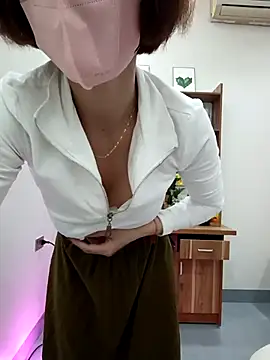 Emma_Linh's cam snapshot