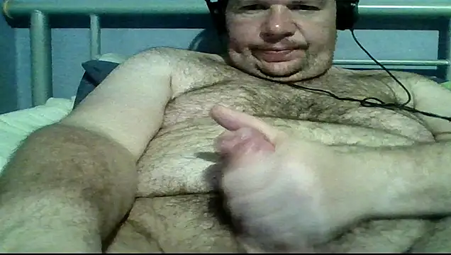 mrhardcock12's cam snapshot