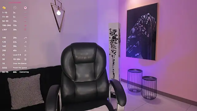 LizzHamilton__'s cam snapshot