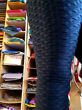 Mia_Novikov live sex cam