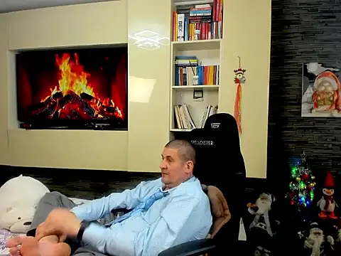 SpartacusDaddy48's cam snapshot