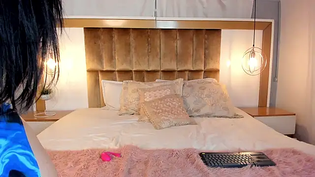 BrianaJhons19's cam snapshot