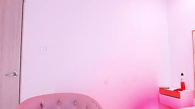 Violetta-foxx's cam snapshot