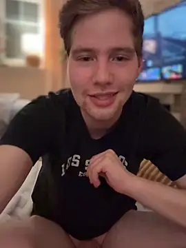 LukeAndLucy's cam snapshot