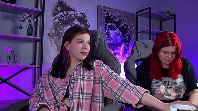 AliceSunday's cam snapshot