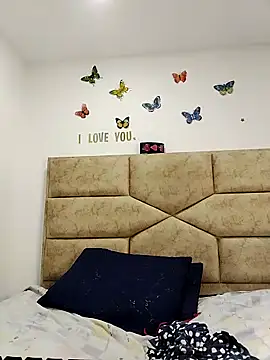 Camila_baby777's cam snapshot