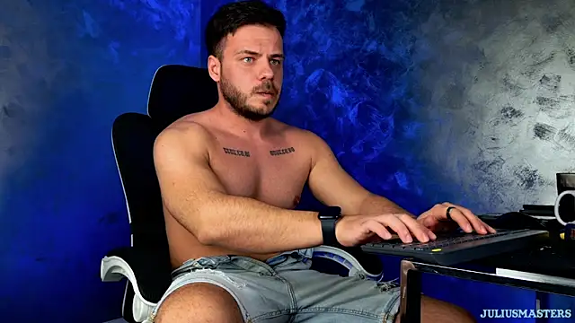 juliusmasters live sex cam