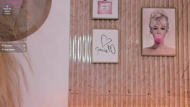 Sally_Dvine's cam snapshot