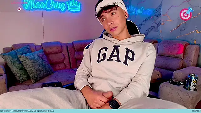 Niico_Cruz live sex cam