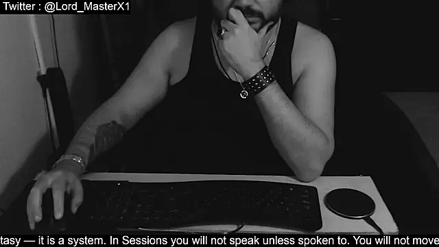 Lord_MasterX live sex cam