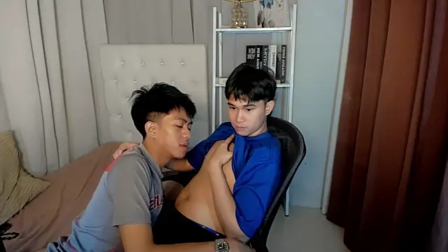 davincihugecock live sex cam