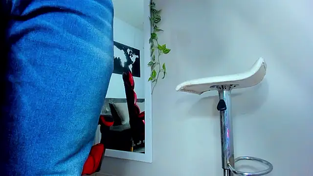 Alessrose's cam snapshot