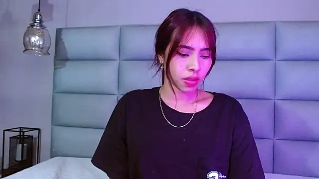 miss-emma-'s cam snapshot