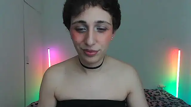 HoneyValentine live sex cam