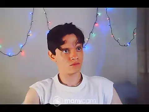 santihot089's cam snapshot