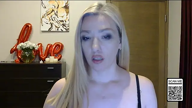 Wild_Silk_Desire's cam snapshot