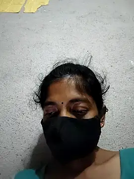 Gautami-telugu's cam snapshot